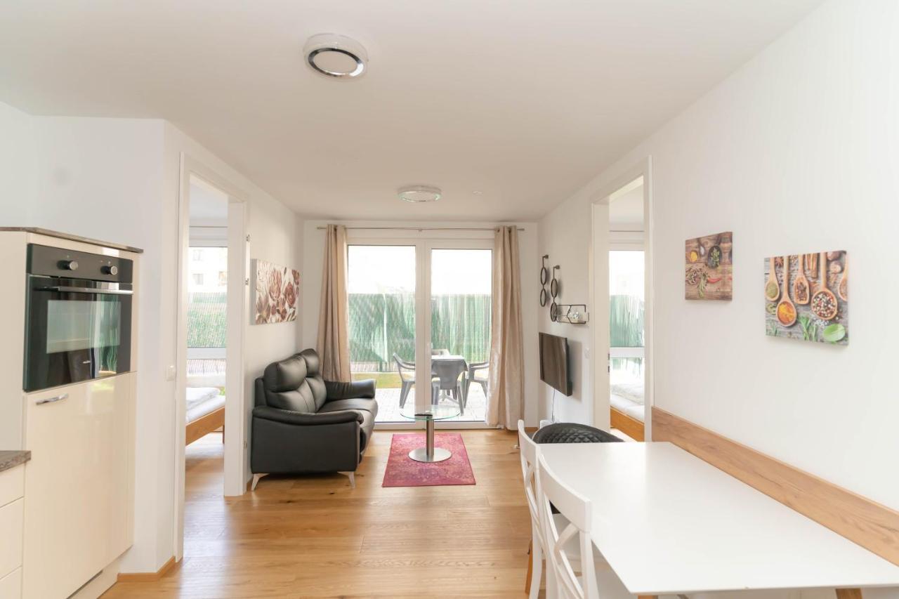 Modern Apartment With Tiny Garden Near City Center เวียนนา ภายนอก รูปภาพ