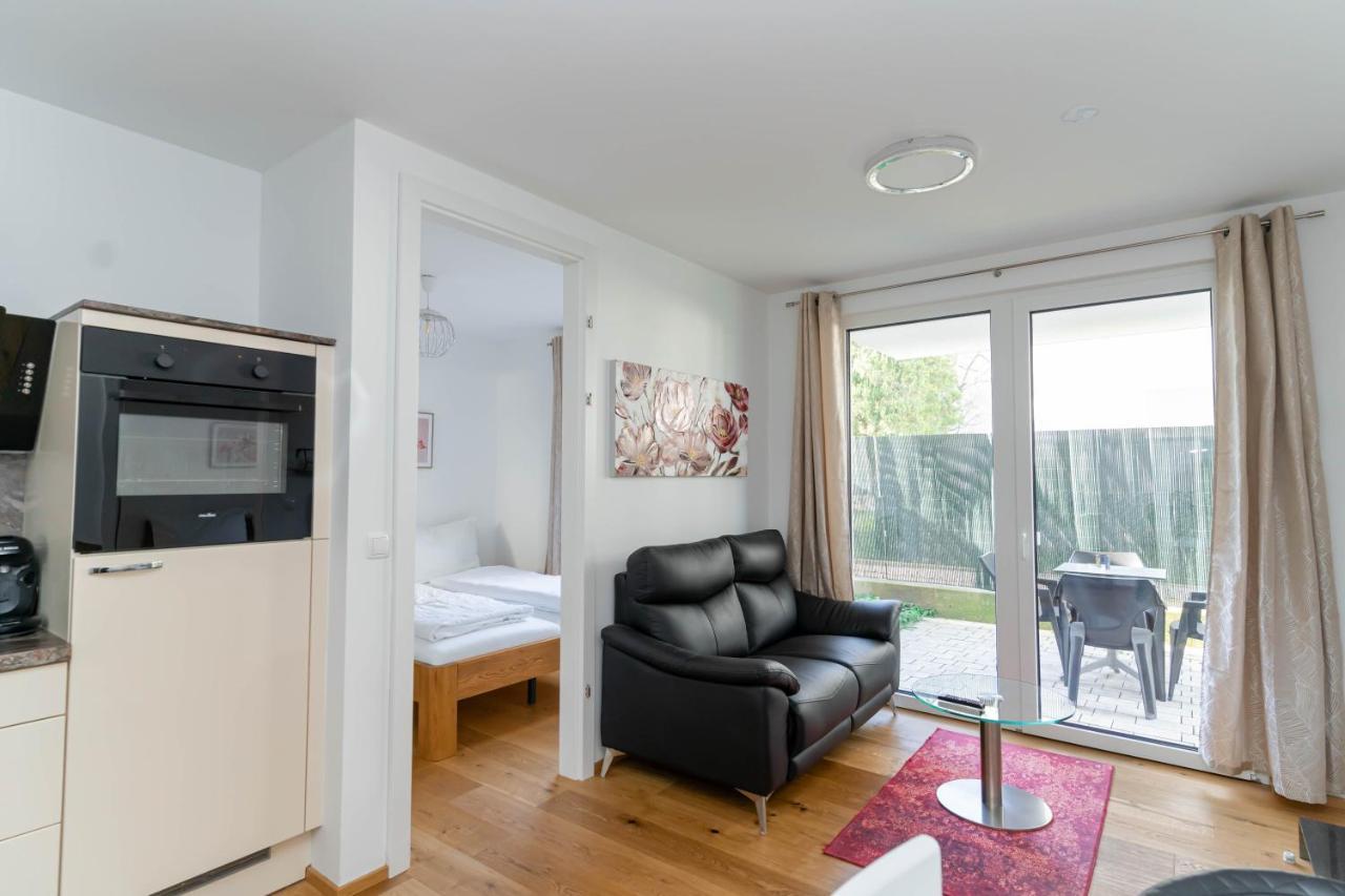 Modern Apartment With Tiny Garden Near City Center เวียนนา ภายนอก รูปภาพ