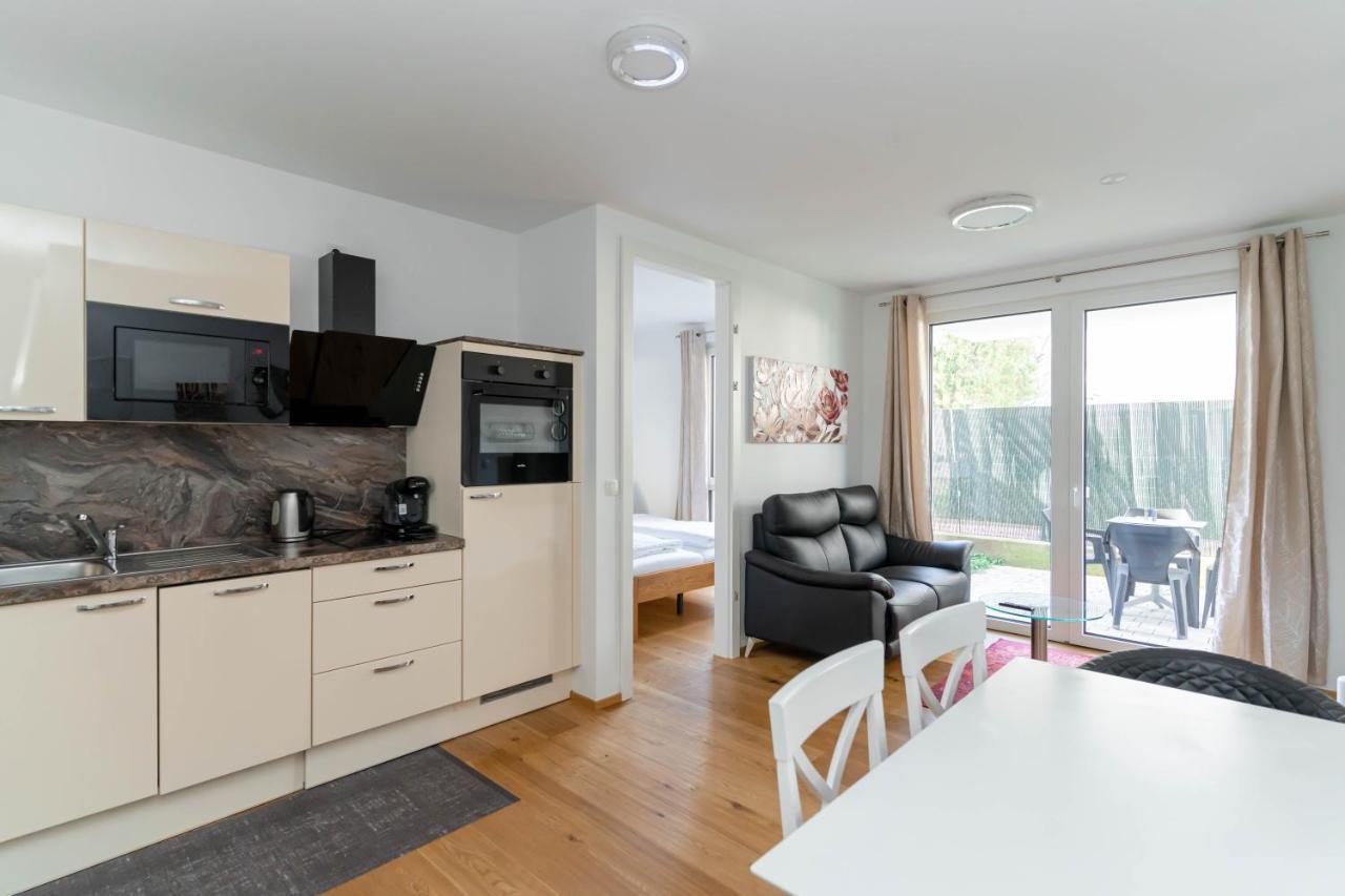 Modern Apartment With Tiny Garden Near City Center เวียนนา ภายนอก รูปภาพ